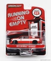 Greenlight Chevrolet Silverado Pick-up Quaker State 2023 1:64 červená biela