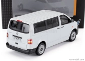 Hongwell Volkswagen T5 Minibus 2010 1:43 biely