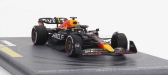 Spark-model Red bull F1 Rb18 Team Oracle Red Bull Racing N 1 Winner Abu Dhabi Majster sveta 2022 Max Verstappen 1:43 Matná modrá žltá červená