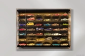 Atlantic Vetrina display box Espositore - Pre 42 Cars 1/64 Lungh.lenght Cm 50.0 X Largh.width Cm 8.0 X Alt.height Cm 37.5 (altezza Utile Tra I Ripiani Cm 4.5 Inner Height Among Shelves) 1:64 Plastic Display