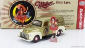 Autoworld GMC Dodávka s figúrkou Millera 1951 1:24 Zlato