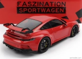 Minichamps Porsche 911 992 Gt3 Touring Coupe 2022 1:18 Strážci Červená