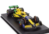 Bburago Mclaren F1  Mcl38 Team Mclaren N 4 4th Monaco Gp (senna 30th Anniversary) 2024 Lando Norris - With Pilot And Showcase 1:43 Žlutá Zelená Černá