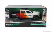 Maisto Toyota Tacoma Pick-up Trd Pro 2023 1:27 biela červená oranžová sivá