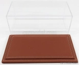 Atlantic Vetrina display box Maranello Base In Pelle - Leather Base Cuoio - Lungh.lenght Cm 23 X Largh.width Cm 12 X Alt.height Cm 8.5 (altezza Interna 7.7 Cm ) 1:24 Plastic Display