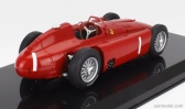 Edicola Ferrari F1 D50 N 1 Majster sveta sezóna 1956 Juan Manuel Fangio - Con Vetrina - s vitrínou 1:24 červená