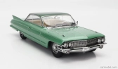 Cadillac Series 62 Coupe Deville 1961 v mierke 1:18, svetlozelená farba