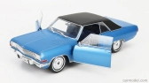 Whitebox Opel Diplomat A V8 Coupe 1965 1:24 Světle Modrá Černá
