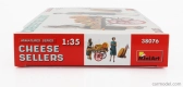 Miniart Figures Cheese Sellers 1:35 /