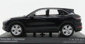 Minichamps Porsche Cayenne 2017 1:43 Blue Met