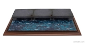 Atlantic Vetrina display box Diorama Base Porto Lungh.lenght Cm 57.0 X Largh.width Cm 30.0 X Alt.height Cm 2.5 - Harbour Base - Cover Lungh.lenght Cm 52.0 X Largh.width Cm 25.0 X Alt.height Cm 16.5 1:43 Různé