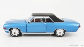 Whitebox Opel Diplomat A V8 Coupe 1965 1:24 Světle Modrá Černá