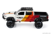 Maisto Toyota Tacoma Pick-up Trd Pro 2023 1:27 biela červená oranžová sivá