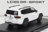 LCD model Toyota Land Cruiser Lc300-gr Sport 2022 1:64 Biela