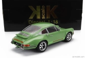 Porsche 911 by Singer Coupe 2014 v mierke 1:18 Zelená