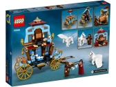LEGO Harry Potter - Kočár z Krásnohůlek: Příjezd