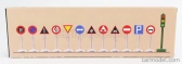 Officina-942 Accessories Segnali Stradali + Semaforo - Traffic Signs And Traffic-lights 1:76 /