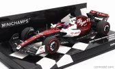 Minichamps Alfa romeo F1 C42 Team Orlen Racing N 77 1:43, bíločervená