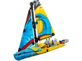 LEGO Technic - Závodná jachta