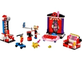 LEGO Super Heroes - Studentská kolej Harley Quinn