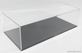 Atlantic Vetrina display box Stuttgart Base Effetto Fibra Di Carbonio Nera - Carbon Fiber Effect Base Black - Lungh.lenght Cm 52.0 X Largh.width Cm 25.0 X Alt.height Cm 15.0 (altezza Interna Cm 14.3) 1:12 Plastový Displej
