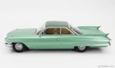 Cadillac Series 62 Coupe Deville 1961 v mierke 1:18, svetlozelená farba