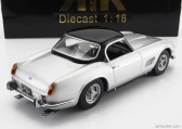 Ferrari 250gt California Spider s pevnou strechou 1960 v mierke 1:18 strieborná