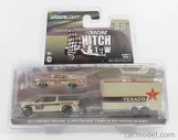 Greenlight Chevrolet Silverado Pick-up 2021 With Trailer + Camaro Rs Texaco Coupe 1969 1:64 Beige