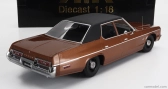 Dodge Monaco 1974 v mierke 1:18 hnedý čierny
