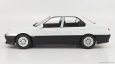 Triple9 Alfa romeo 164 Q4 1994 - Čierny interiér 1:18 Biela