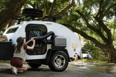 ROZBALENÉ – EcoFlow WAVE 3 priechodka na potrubie do okna automobilu (magnetická verzia)
