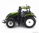 Universal hobbies Valtra S416 Tractor 2022 1:32 olivovo zelená čierna