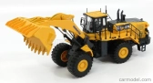 Universal hobbies Komatsu Wa600 Ruspa Gommata - škrabací traktor 1:50 žltá čierna