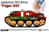 Model Kit military 13277 - HETZER "PRAGUE 1945" (1:35)