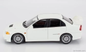 Motorhelix Mitsubishi Lancer Evo Iv s motorom a príslušenstvom 1999 1:18 Scotia White