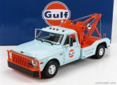 Greenlight Chevrolet C-30 Pick-up Gulf Odtahový vůz 1969 1:18, světle modrá