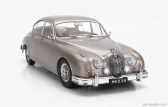 Jaguar Mkii 3.8 Rhd 1959 v mierke 1:18 Pearl Silver