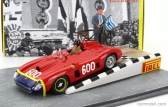 Art-model Ferrari Diorama - 290mm Spider S/n0626 N 600 Mille Miglia 1956 Juan Manuel Fangio 1:43 Červená modrá žltá